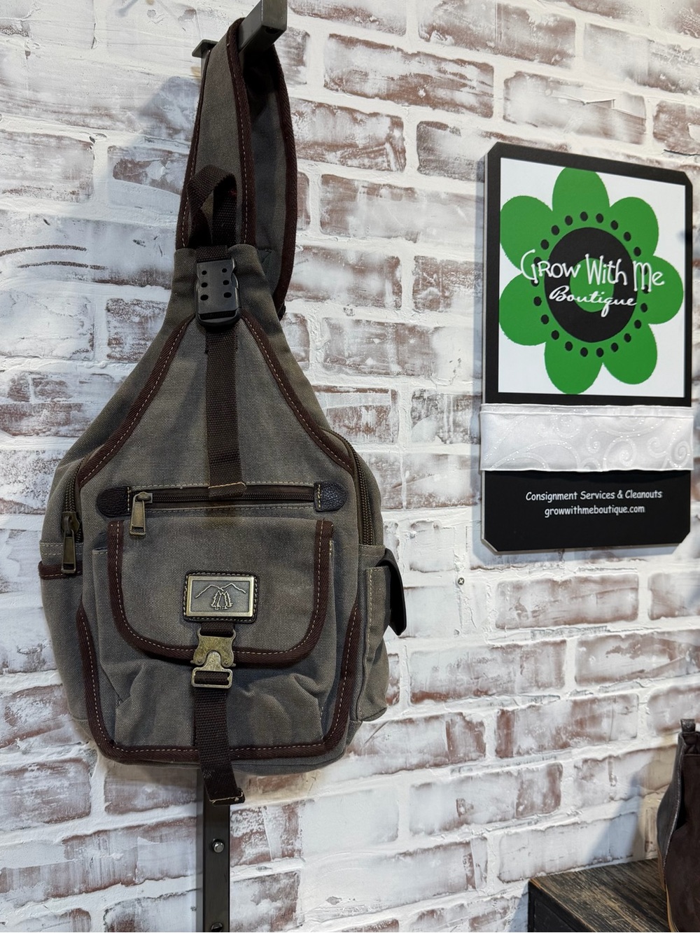 Canvas Sling Bag in Olive Green - Casual Everyday Carry